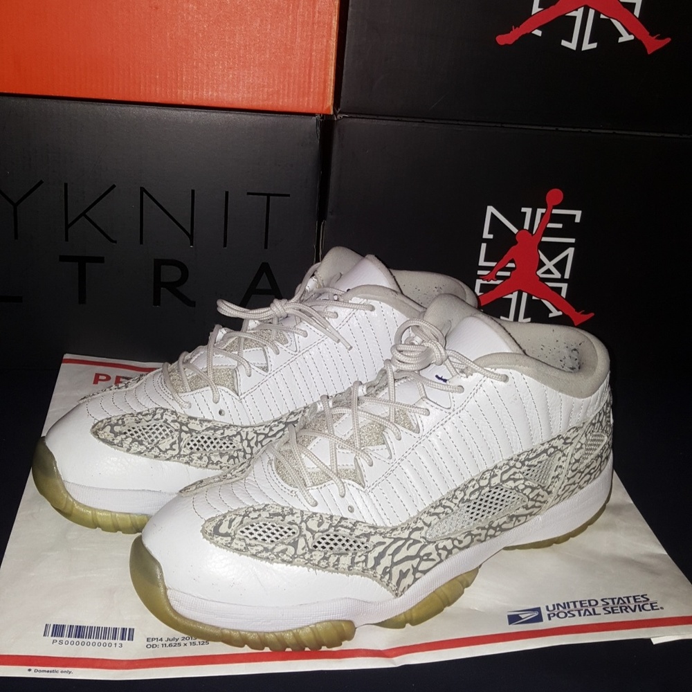 Air Jordan 11 cobalt yeezy supreme nmd bape boost